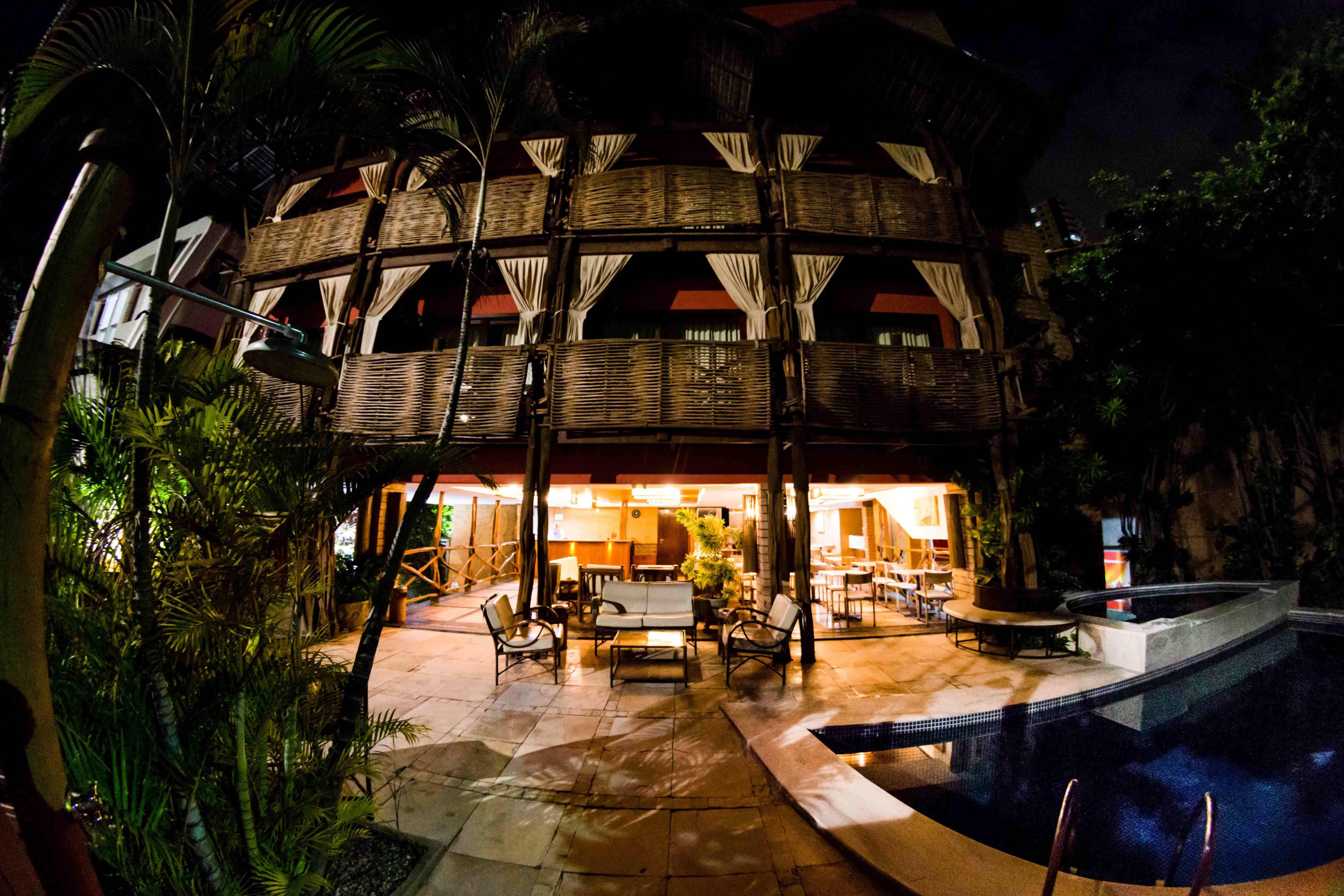 Safari Natal Beach Hotel Bagian luar foto